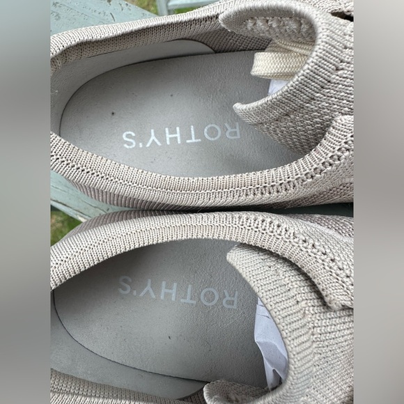 ROTHY’S Women’s 10 Light Gray Lace Up Sneaker Tennis Shoe Washable EXCELLENT! - Picture 8 of 13